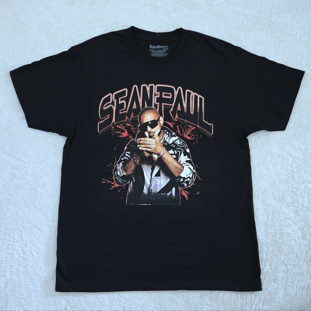 BrandMakers Sean Paul🎶 With Lighter Graphic Tee👕